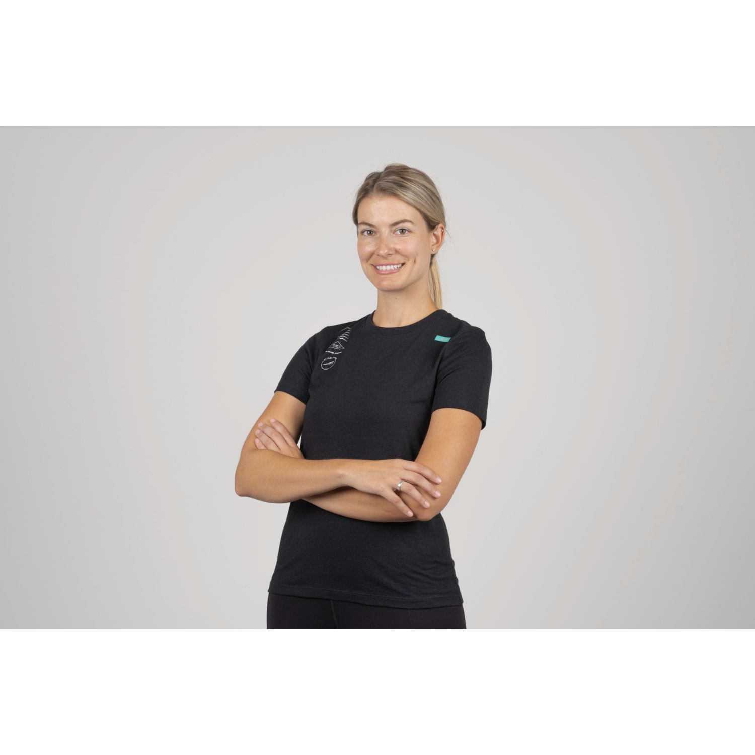 Black Altra Legend Women's T Shirts | Ireland-18692039