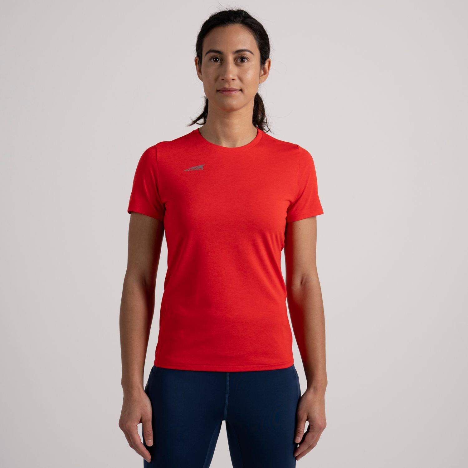 Red Altra Core Women\'s T Shirts | Ireland-37014289